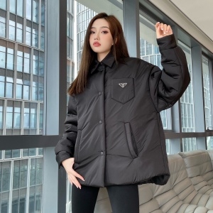 프라다 PRADA 2021 SS 삼각로고 포켓 블랙 여성 패딩 커스텀급