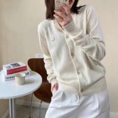 아크네 ACNE 2021 SS 패치로고 여성 니트 가디건 커스텀급