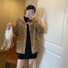 구찌 GUCCI 2021 SS 쟈가드 캐릭터 포켓 여성 니트 가디건 커스텀급