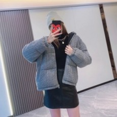 미우미우 MIUMIU 2021 SS 니트 포켓 후드 그레이 여성 패딩 커스텀급