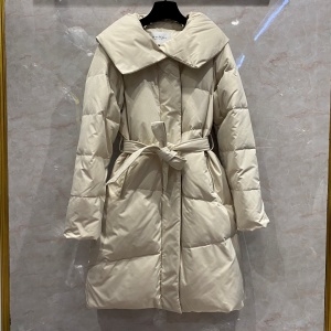 막스마라 MAXMARA 2021 SS 지퍼 포켓 벨트 아이보리 여성 롱패딩 커스텀급