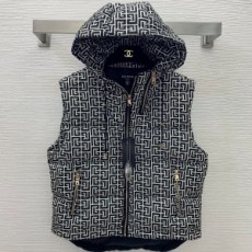발망 BALMAIN 2021 SS 캐릭터 프린트 여성 패딩조끼 커스텀급