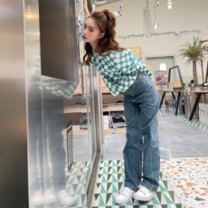 루이비통 LOUIS VUITTON 2021 SS 체크 다미에 여성 니트 상의 커스텀급