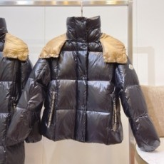 몽클레어 MONCLER 2021 SS 퀄팅 후드 끈로고 여성 반패딩 커스텀급