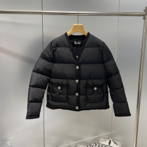 미우미우 MIUMIU 2021 SS 퀄팅 라인 포켓 블랙 여성 패딩 커스텀급