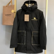 버버리 BURBERRY 2021 SS 캐릭터 로고 포켓 블랙 남성 롱패딩 커스텀급