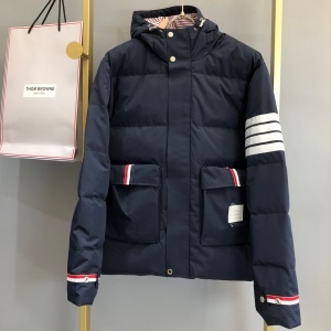 톰브라운 THOM BROWNE 2021 SS 스트라이프 포켓 후드 네이비 남성 패딩 커스텀급