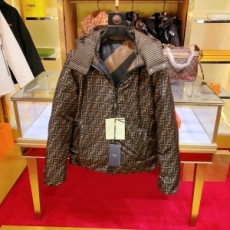 펜디 FENDI 2021 SS 캐릭터 프린트 후드 남성 패딩 커스텀급
