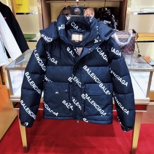 구찌 GUCCI 2021 SS 발렌시아가 콜라보 후드 블랙 남성 패딩 커스텀급