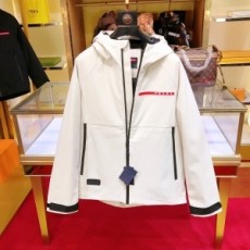 프라다 PRADA 2021 SS 띠로고 지퍼포켓 후드 아이보리 남성 패딩 커스텀급
