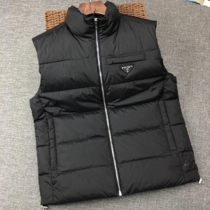 프라다 PRADA 2021 SS 삼각로고 투톤 포켓 퀄팅 블랙 남성 패딩조끼 커스텀급