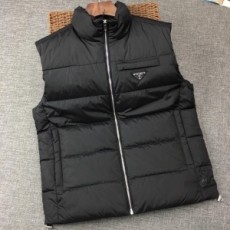 프라다 PRADA 2021 SS 삼각로고 투톤 포켓 퀄팅 블랙 남성 패딩조끼 커스텀급