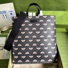 구찌 GUCCI 2021 SS GG 수프림 벌캐릭터 베스트리에 토트백 681298 커스텀급