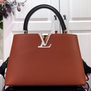 루이비통 LOUIS VUITTON 2021 SS 카퓌신 BB 미듐 딥카멜 토트백 M48865 커스텀급