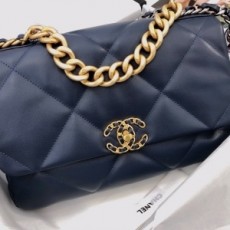 샤넬 CHANEL 2021 SS 19 플랩 메탈 체인 네이비 제니백 AS1161 커스텀급