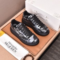 알렉산더 맥퀸 ALEXANDER MCQUEEN 2021 SS 오버솔 업뎃버젼 캐릭터 각인 블랙 커플 슈즈 커스텀급