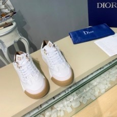 디올 DIOR 2021 SS 캐릭터 투톤 화이트브라운 커플 슈즈 커스텀급