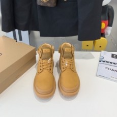 어그 UGG 2021 SS 투톤 스티치 하이탑 카멜 여성 슈즈 커스텀급