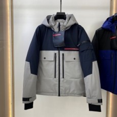 프라다 PRADA 2021 SS 띠로고 투톤 포켓 후드 그레이 남성 패딩 커스텀급