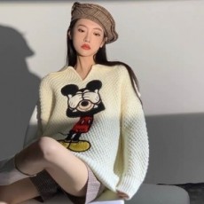 구찌 GUCCI 2021 SS 디즈니 캐릭터 자수 카라 여성 니트 상의 커스텀급