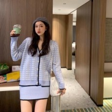 미우미우 MIUMIU 2021 SS 캐릭터 라인 민트 여성 니트 가디건 커스텀급