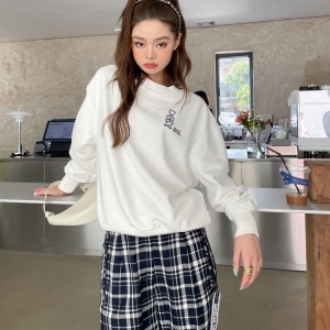 애미 AMI 2021 SS 캐릭터 로고 라운드넥 여성 간팔티 커스텀급
