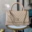 샤넬 CHANEL 2021 SS 쉐브론 금장로고 베이지 코코 핸들백 여성 토트백 92991 커스텀급