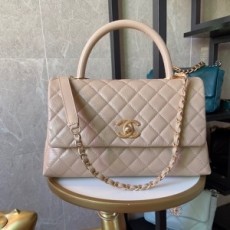 샤넬 CHANEL 2021 SS 퀄팅 금장로고 베이지 코코 핸들백 여성 토트백 92991 커스텀급