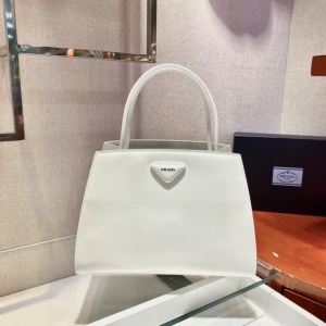 프라다 PRADA 2021 SS 브러시브레더 화이트 여성 토트백 커스텀급