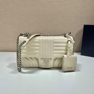 프라다 PRADA 2021 SS 스트라이프 퀄팅 베이지 여성 크로스백 1Bd083 커스텀급