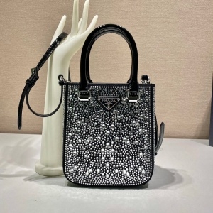 프라다 PRADA 2021 SS 크리스탈 블랙 여성 토트백 1BG331 커스텀급