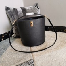 셀린느 CELINE 2021 SS 수플 버킷 16 블랙 여성 크로스백 커스텀급