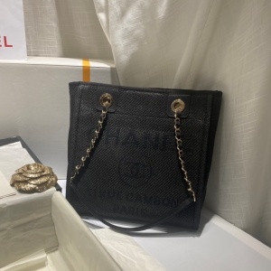 샤넬 CHANEL 2021 SS 로고 체인 자수로고 블랙 여성 도빌백 스몰 커스텀급