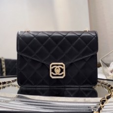 샤넬 CHANEL 2021 SS 큐빅 CC로고 플랩백 여성 체인 크로스백 커스텀