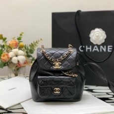 샤넬 CHANEL 2021 SS 퀄팅 카프스킨 포켓 블랙 여성 체인 백팩 커스텀