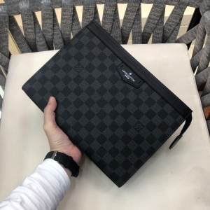 루이비통 LOUIS VUITTON 2021 SS 다미에 블랙 패치로고 남성 클러치백 커스텀