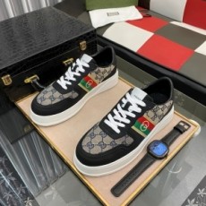 구찌 GUCCI 2021 SS 쟈가드 캐릭터 삼선 블랙 남성 슈즈 커스텀