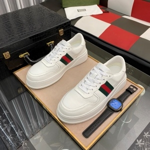 구찌 GUCCI 2021 SS 쟈가드 캐릭터 삼선 화이트 남성 슈즈 커스텀