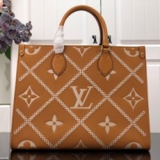 루이비통 LOUIS VUITTON 2022 SS 말타쥬 온더고 MM 토트백 카멜 M46015 커스텀급