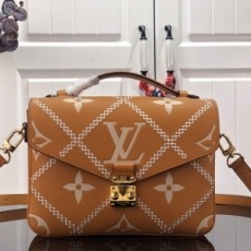 루이비통 LOUIS VUITTON 2022 SS 말타쥬 포쉐 메티스 토트백 카멜 M46028 커스텀급
