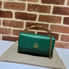 구찌 GUCCI 2022 SS 다이애나 뱀부 핸들 미니 체인 숄더백 그린 675795 커스텀급