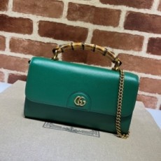 구찌 GUCCI 2022 SS 다이애나 뱀부 핸들 스몰 체인 숄더백 그린 675794 커스텀급