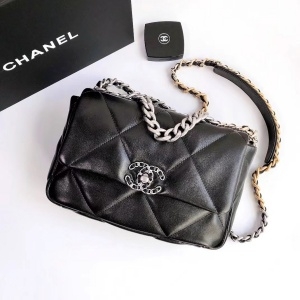 샤넬 CHANEL 2022 SS 19 램스킨 CC 실버메탈 제니백 스몰 블랙 플랩백 AS1160 커스텀급