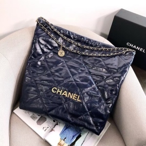 샤넬 CHANEL 2022 SS 빈티지 페이던트 체인 파우치 호보백 라지 네이비 AS3262 커스텀급