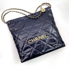 샤넬 CHANEL 2022 SS 빈티지 페이던트 체인 파우치 호보백 미듐 네이비 AS3261 커스텀급