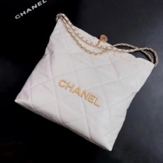 샤넬 CHANEL 2022 SS 빈티지 페이던트 체인 파우치 호보백 미듐 화이트골드 AS3261 커스텀급