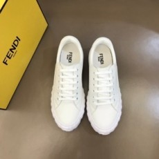 펜디 FENDI 2022 SS 스티치 기본 화이트 남성 슈즈 커스텀급