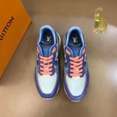 루이비통 LOUIS VUITTON 2022 SS 스웨이드 캐릭터 로고 보라 남성 슈즈 커스텀급