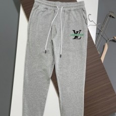 루이비통 LOUIS VUITTON 2022 SS 캐릭터 프린트 패치포켓 남성 바지 커스텀급
