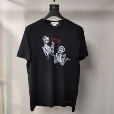알렉산더 맥퀸 ALEXANDER MCQUEEN 2022 SS 캐릭터 프린트 라운드넥 남성 반팔티 커스텀급